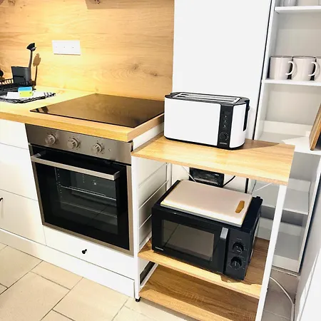 Niro I Altstadt Design Apartment, Lage, Zentrum, Modern Gemuetlich, Tv